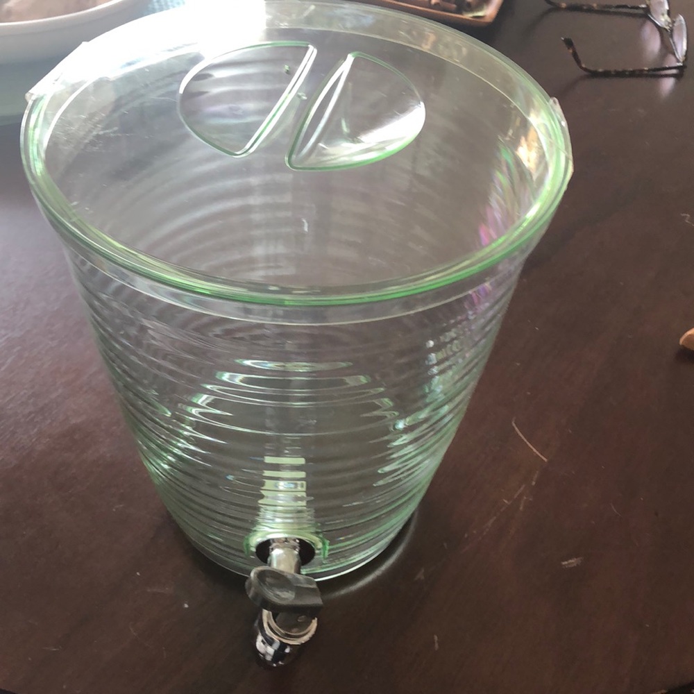 Beverage disperser